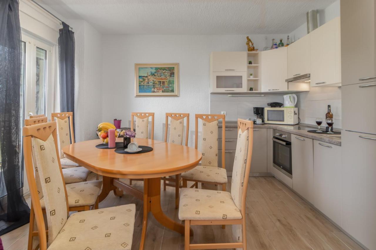 Apartments Lord Нови-Винодолски Экстерьер фото